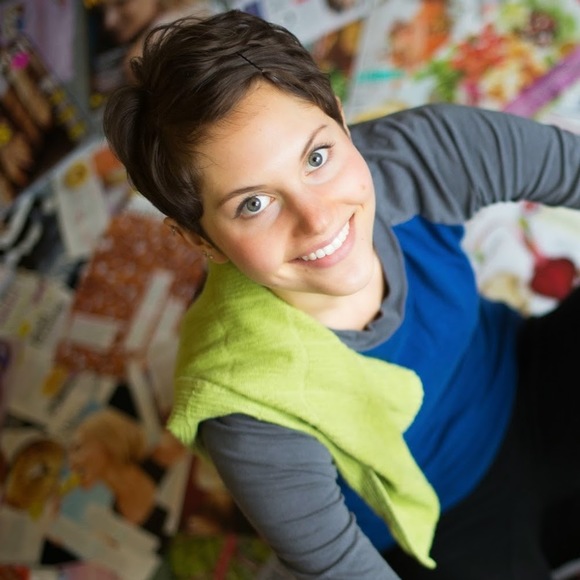 Meet your Posher, Kaitlin - Picture 1 of 1